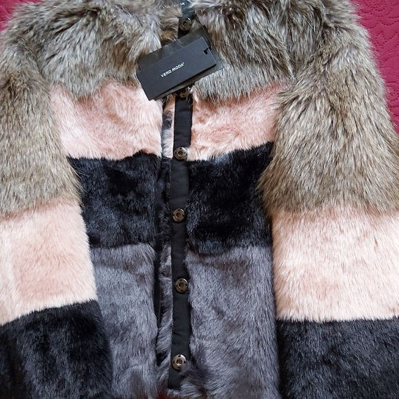 Jacket - Picture 1 of 5